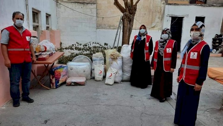 Türk Kızılay Nizip Şubesinden Çeyiz Yardımı Türk Kızılay Nizip Şubesinden Çeyiz Yardımı