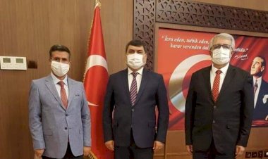 Kaymakam Şahin'den Kendirci'ye Plaket*