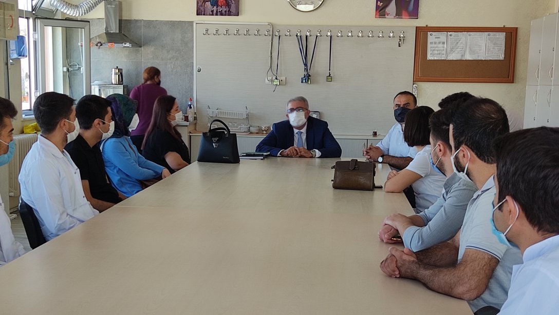 İlçe Milli Eğitim Müdürümüz Cengiz GÜNDEŞ'ten Salih Ekmekçi İlkokulu'na Ziyaret