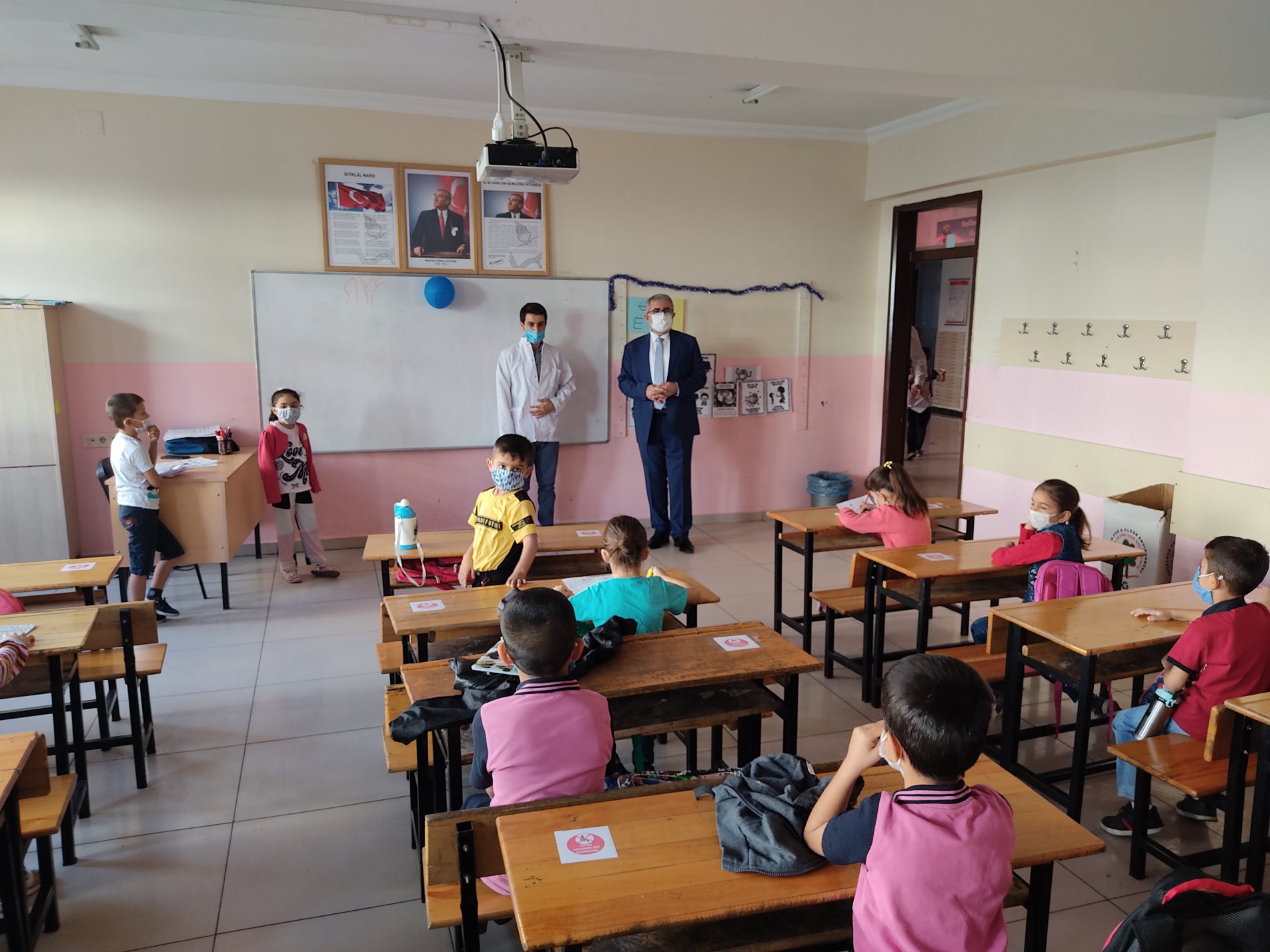 İlçe Milli Eğitim Müdürümüz Cengiz GÜNDEŞ'ten Salih Ekmekçi İlkokulu'na Ziyaret