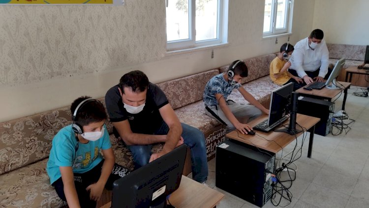 Evinde bilgisayar ve internet olmayanlar için EBA sınıfı oluşturuldu Evinde bilgisayar ve internet olmayanlar için EBA sınıfı oluşturuldu