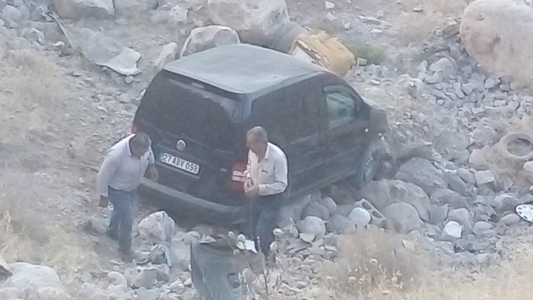 Birecik'te Kaza 4 Yaralı Birecik'te Kaza 4 Yaralı