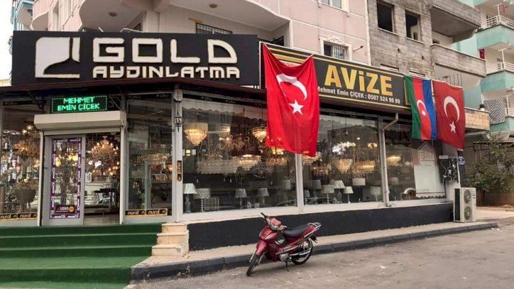Nizip'li esnaflardan Azerbaycan'a destek Nizip'li esnaflardan Azerbaycan'a destek