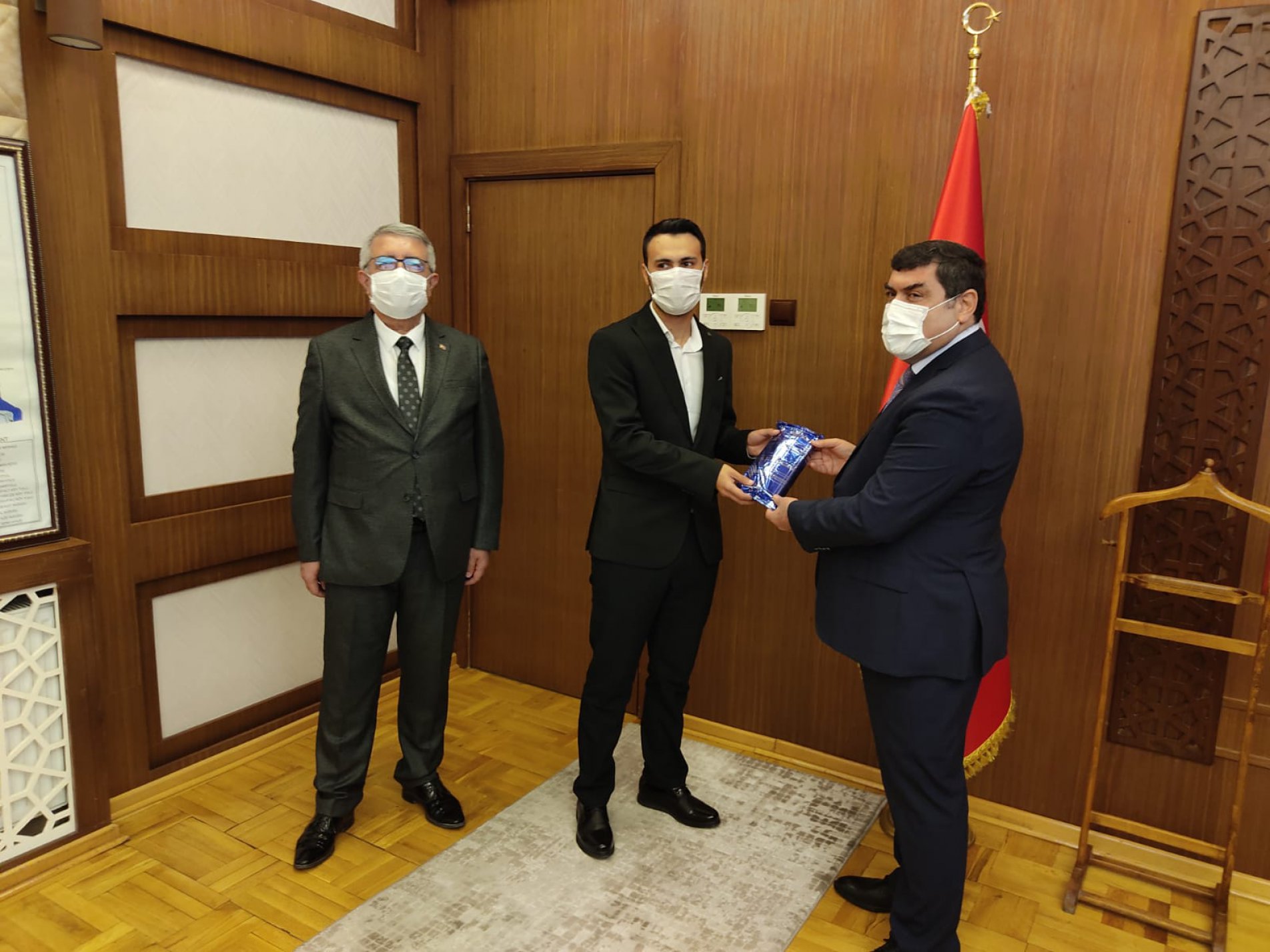24 Kasım Öğretmenler Günü Münasebetiyle İlçe Kaymakamımız Sayın Kemal ŞAHİN'e Ziyaret