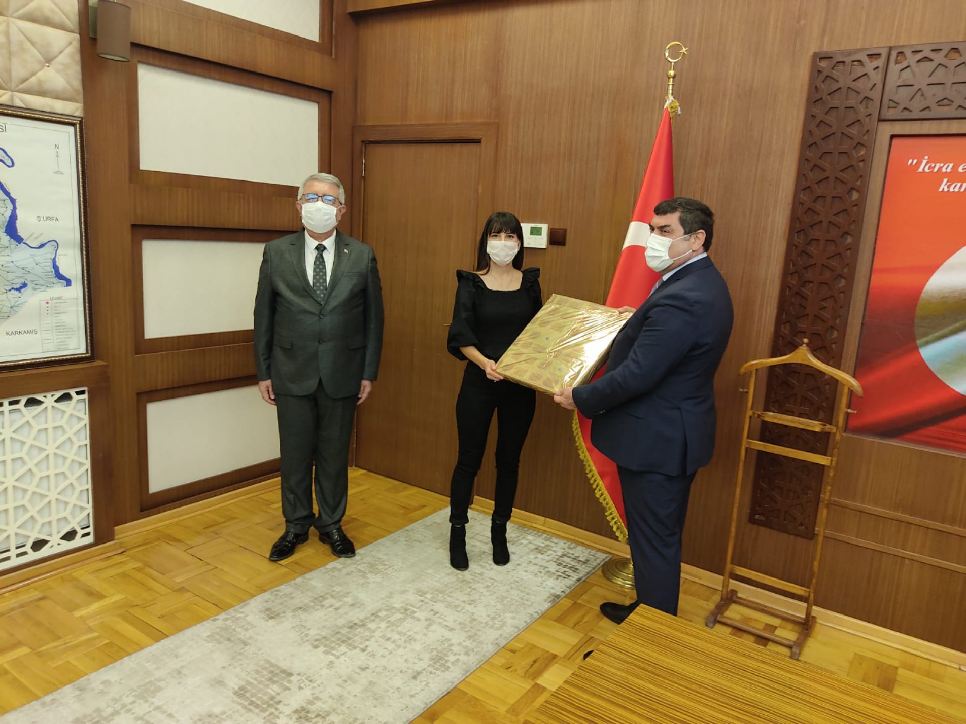 24 Kasım Öğretmenler Günü Münasebetiyle İlçe Kaymakamımız Sayın Kemal ŞAHİN'e Ziyaret
