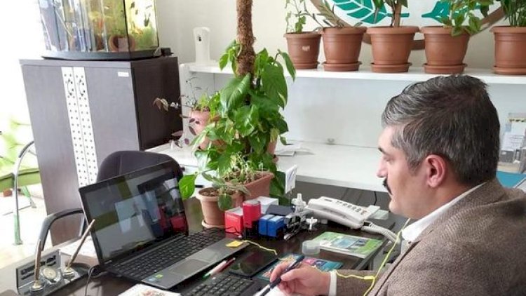 Fatih Altunses, video konferans toplantısına katıldı Fatih Altunses, video konferans toplantısına katıldı