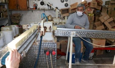 Sabun Fabrikalarında yoğun mesai Sabun Fabrikalarında yoğun mesai
