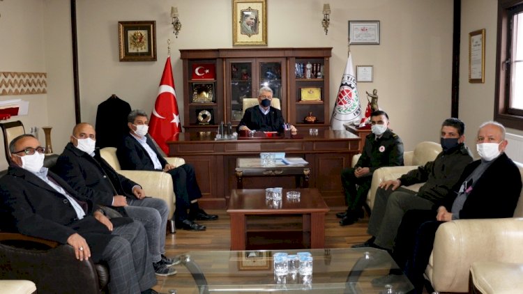 Nizip Askerlik Şubesi Başkanı Asteğmen Çetin’den NTO’ya Ziyaret Nizip Askerlik Şubesi Başkanı Asteğmen Çetin’den NTO’ya Ziyaret