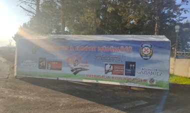 Nizip Polisinden Araç Sürücülerine Hem Denetim Hem Eğitim Nizip Polisinden Araç Sürücülerine Hem Denetim Hem Eğitim