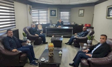 Nizip Radyo Televizyon Yöneticilerinden İbrahim Sarı’ya Ziyaret