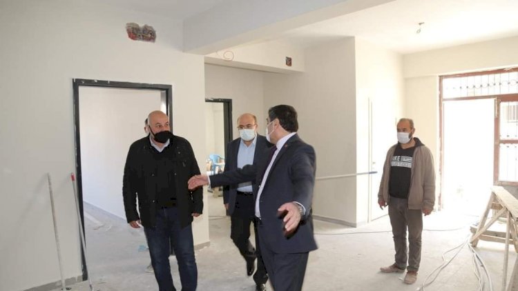 Kaymakam ve Belediye Başkanı okul inşaatını inceledi