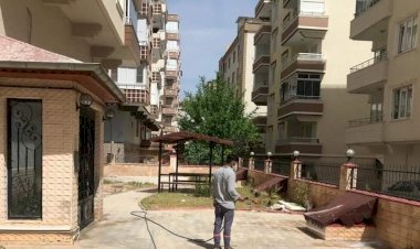 Nizip Belediyesi’nden sinek ve haşerelere karşı mücadele Nizip Belediyesi’nden sinek ve haşerelere karşı mücadele