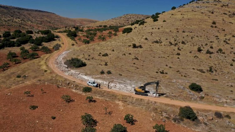 Yol Medeniyettir, Nizip Belediyesi arazi yollarını açıyor