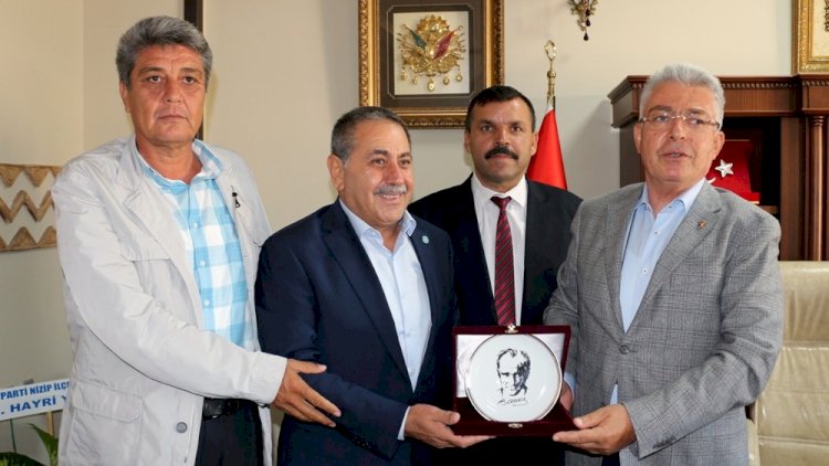 İYİ Parti Heyeti Nizip Ticaret Odasını Ziyaret Etti