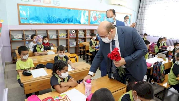 İlköğretim Haftası kutlanılıyor İlköğretim Haftası kutlanılıyor