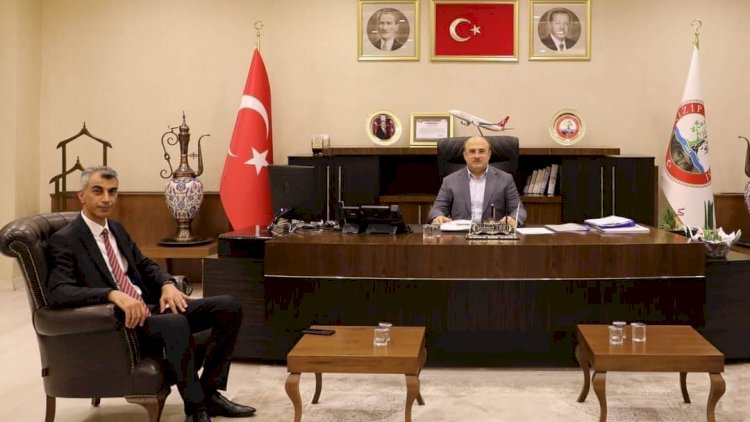Emniyet Müdürü Yaman'dan Başkan Sarı'ya veda ziyareti Emniyet Müdürü Yaman'dan Başkan Sarı'ya veda ziyareti