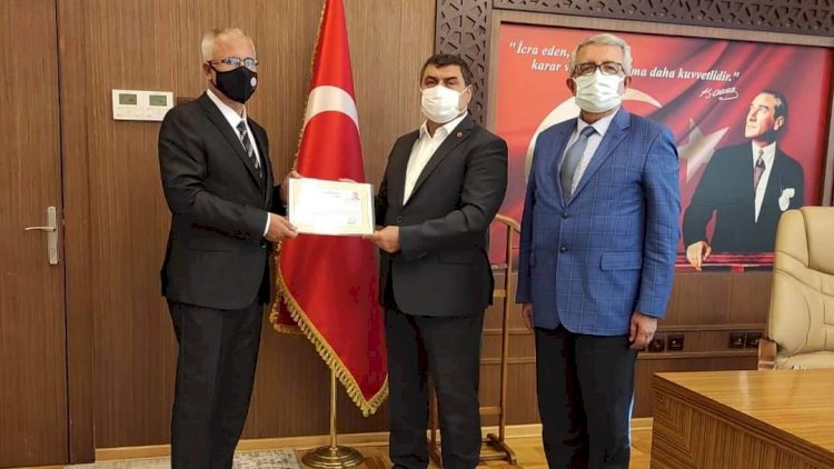 Milli Eğitim Şube Müdürü Öztürk. tayin oldu* Milli Eğitim Şube Müdürü Öztürk. tayin oldu*