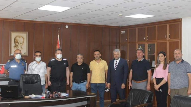 Nizip Gazeteciler Derneği'nden İlçe Emniyet Müdürlüğüne Ziyaret Nizip Gazeteciler Derneği'nden İlçe Emniyet Müdürlüğüne Ziyaret