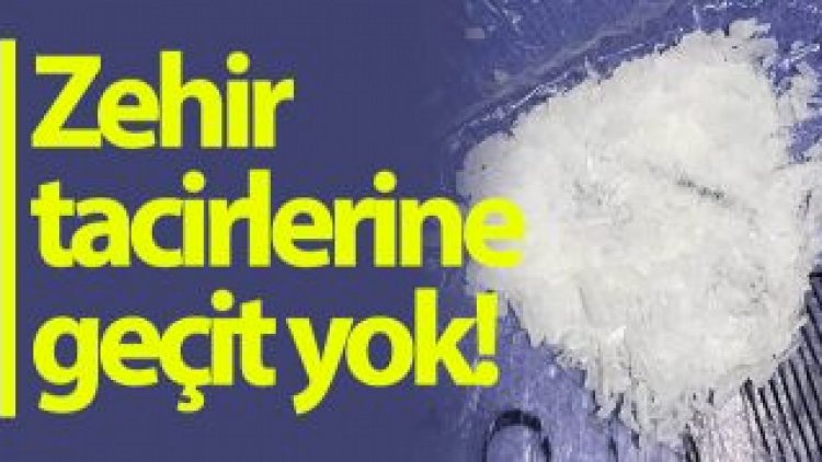 Nİzip'te metanfetamin maddesi ele geçirildi. Nİzip'te metanfetamin maddesi ele geçirildi.