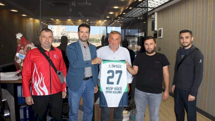 Ahmet Öksüz İnşaata Sporculardan Ziyaret