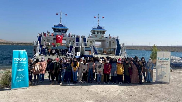 Tügva üyelerinin Rumkale Halfeti Gezisi Tügva üyelerinin Rumkale Halfeti Gezisi