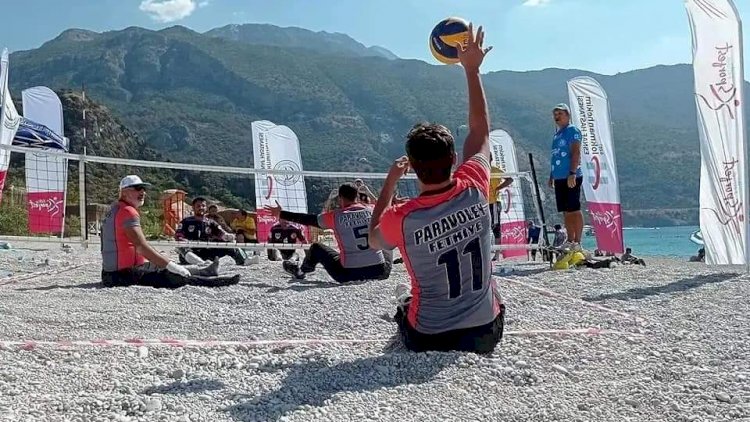 Nizip Parabeach Volley'de İkinci Oldu