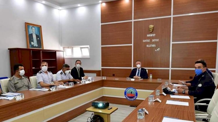 Karkamış ilçesinde Güvenlik ve Asayiş Toplantısı Karkamış ilçesinde Güvenlik ve Asayiş Toplantısı