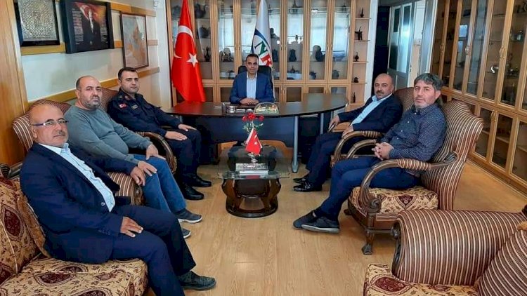 Kalıçlı'dan Gazetecilere Ziyaret Kalıçlı'dan Gazetecilere Ziyaret