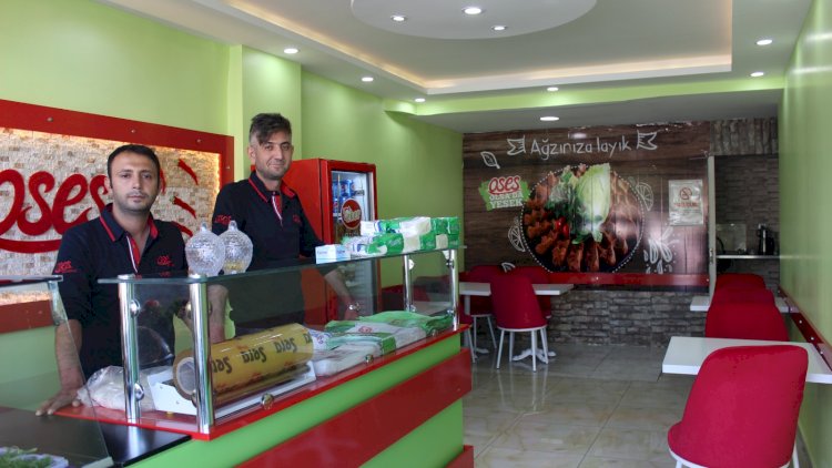 Nizip’in Çiğköftecisi O Ses Çiğköfte Hizmete Açıldı Nizip’in Çiğköftecisi O Ses Çiğköfte Hizmete Açıldı