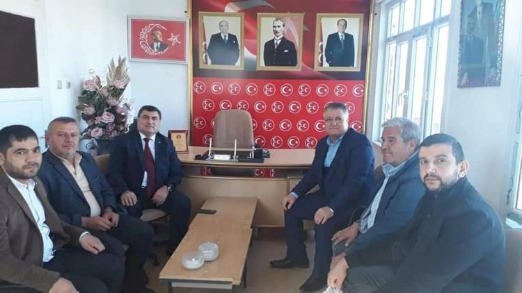 Kaymakam Şahin, Siyasi Partileri Ziyaret Etti* Kaymakam Şahin, Siyasi Partileri Ziyaret Etti*