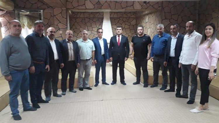 Kaymakam Şahin, Siyasi Partileri Ziyaret Etti* Kaymakam Şahin, Siyasi Partileri Ziyaret Etti*