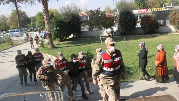 ********** ve hırsızlık zanlısı Jandarma ile çatışmaya girdi