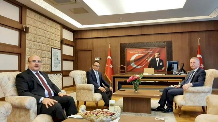 Vali Gül'den Kaymakam Çağlar'a 'hayırlı olsun' ziyareti