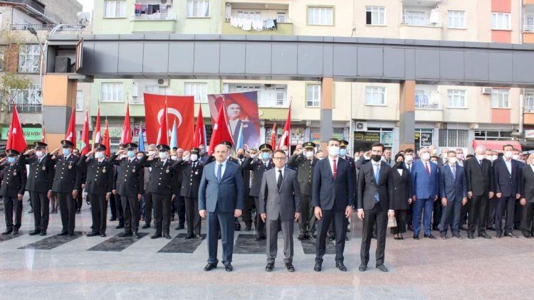 Nizip’te Ulu Önder Atatürk Anıldı