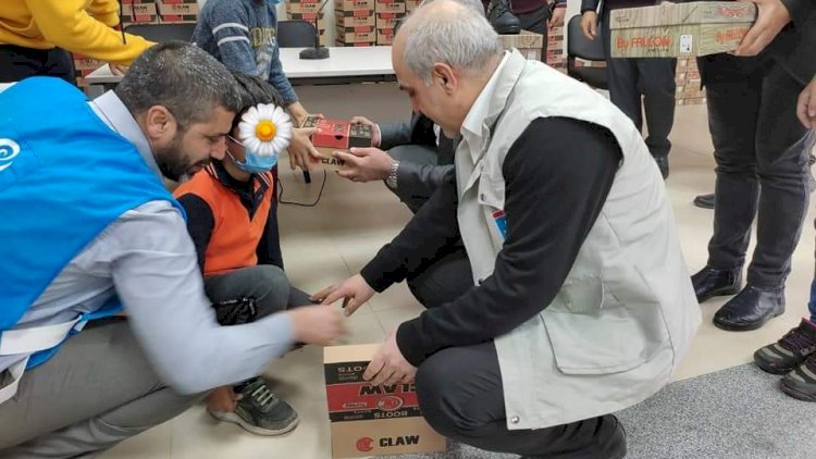 Beşir Derneğinden Öğrencilere Giyim Yardımı Beşir Derneğinden Öğrencilere Giyim Yardımı