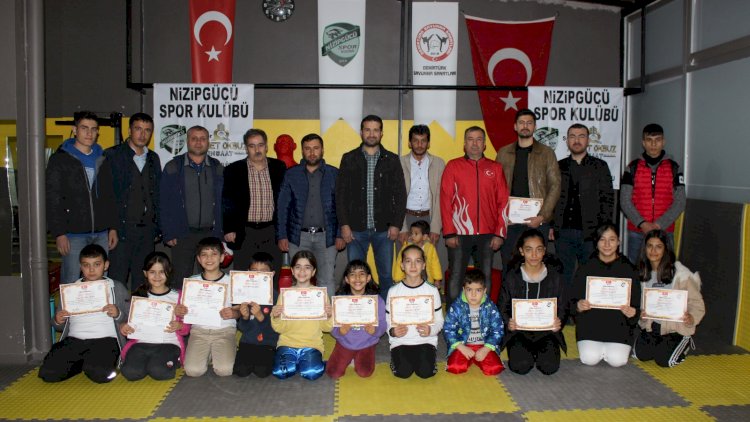 Wushu Tai Chi Türkiye Şampiyonlarına Ödül Wushu Tai Chi Türkiye Şampiyonlarına Ödül