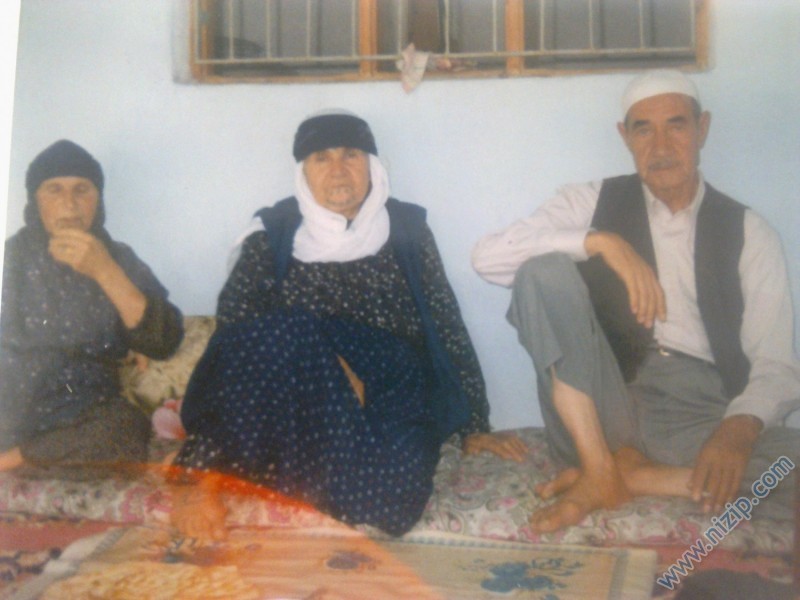 çapan ağa eşi  ve bacısı 