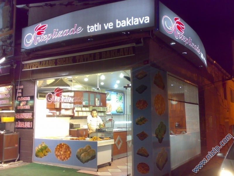 anteplizade tatlı ve baklavaları 