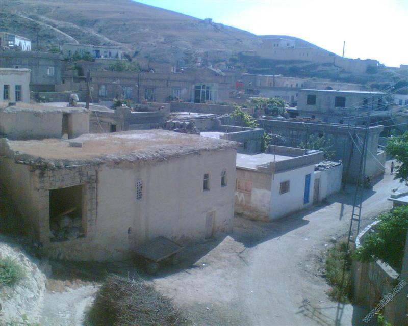 KÖYÜN EN GÜZEL EVİ (HIYARIN) 