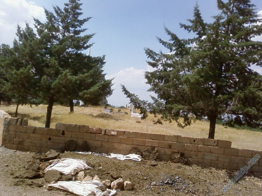 köy mezarı 