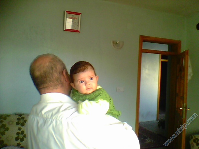 DENİZ SARI 