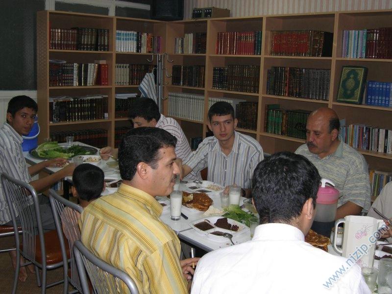 2006 yılında İHER hocamızın verdiği iftar yemeği 