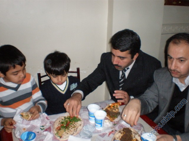 Güngören nizipliler derneği 10 ocak 2010 tarihinde geleneksel kahvaltı yapıldı Foto__
