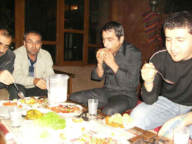 Çiğ köfte Yenilirkene-2 