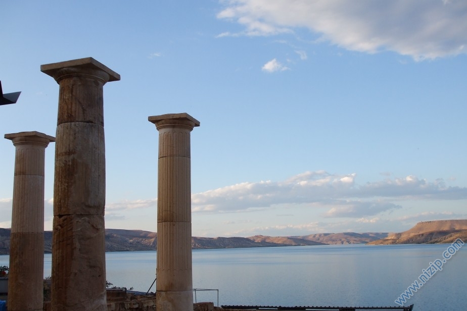 zeugma ve baraj gölü 