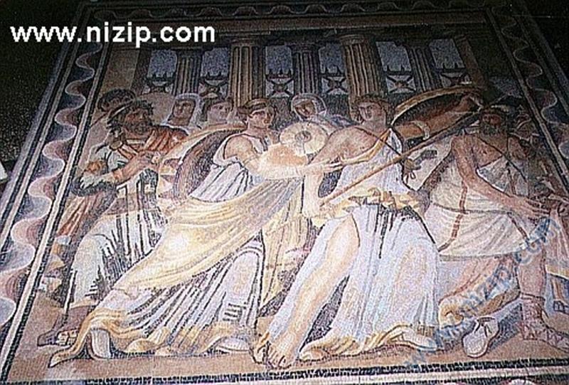zeugma mozaikleri sergilenirken 