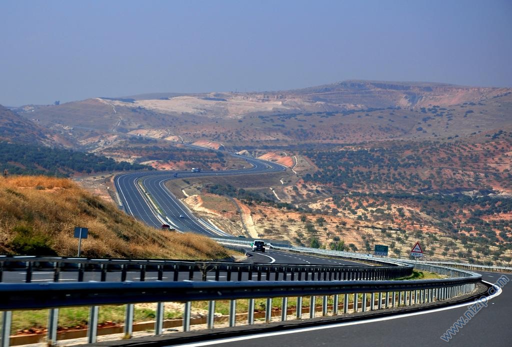 NİZİP OTOBAN 