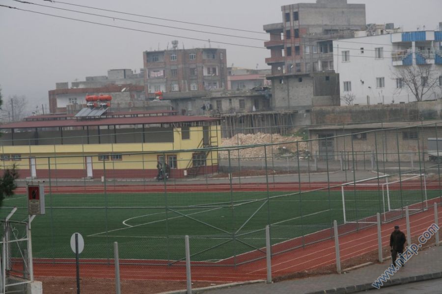 çim saha 