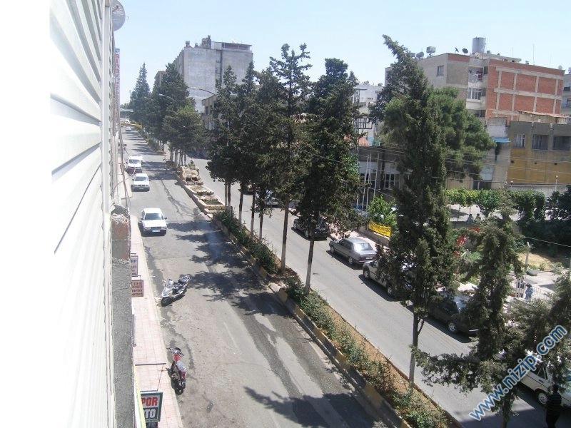 cumhuriyet meydanı 