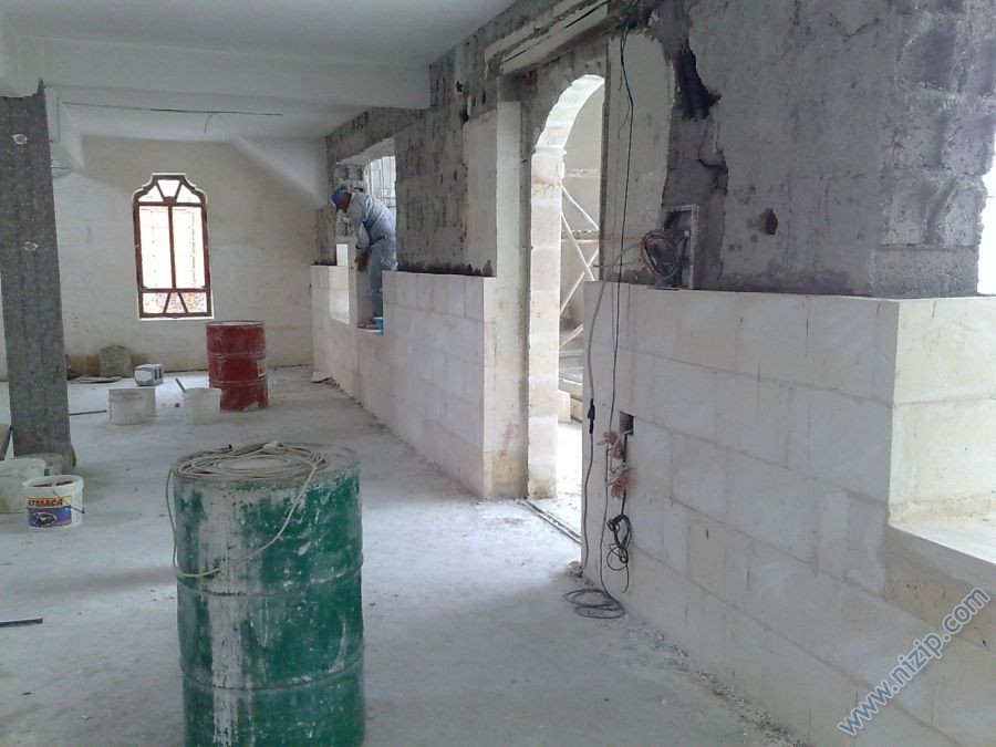 saha cami onarılıyor 
